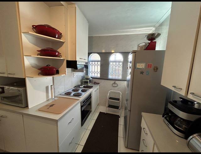 4 BEDROOM HOUSE FOR SALE IN WAVECREST